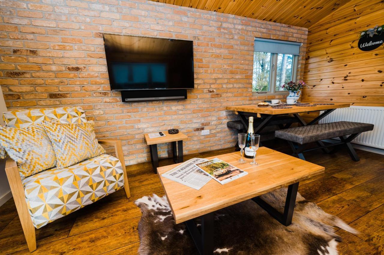 Low Moor Lodge スカーバラ エクステリア 写真