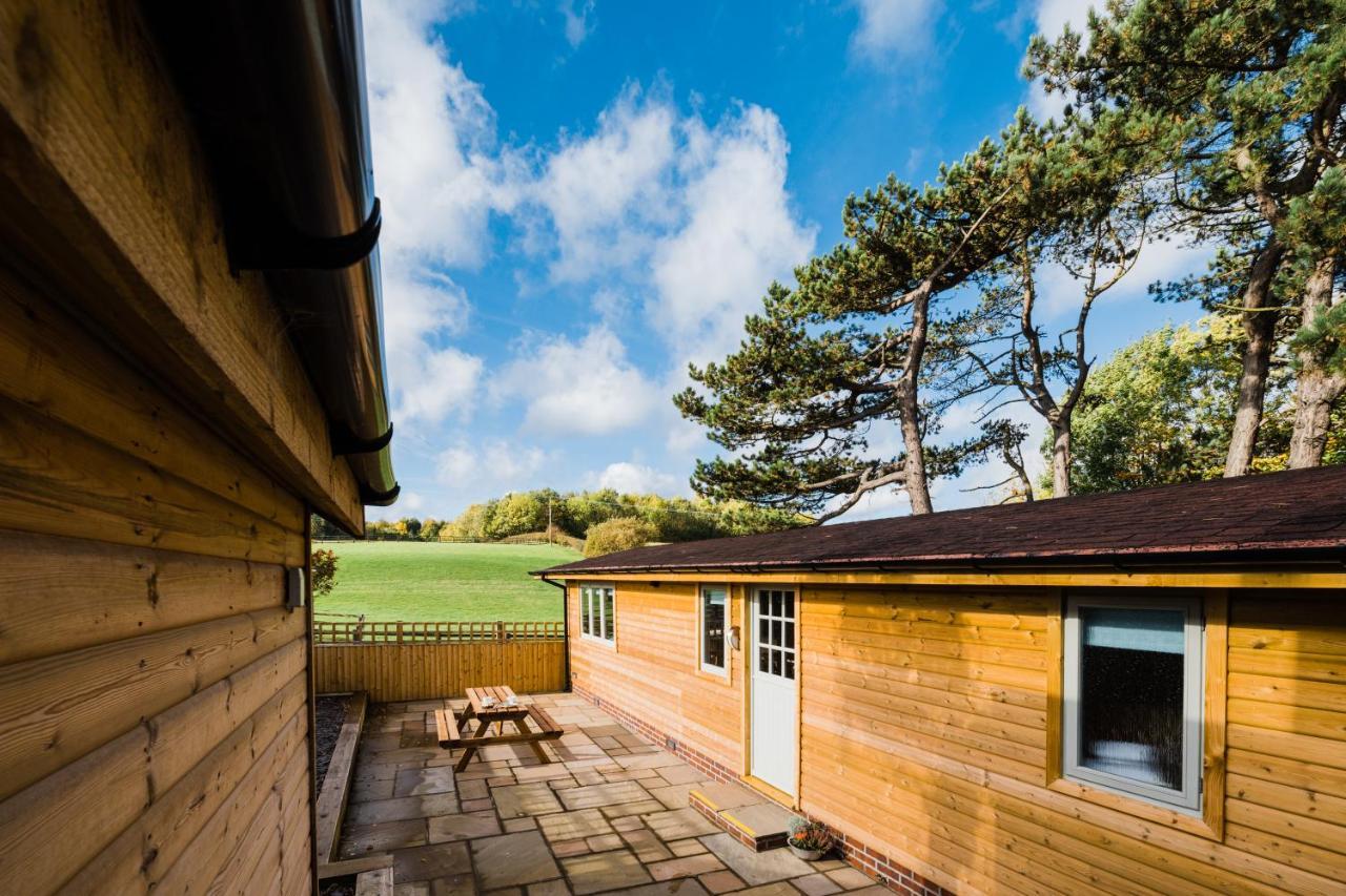 Low Moor Lodge スカーバラ エクステリア 写真